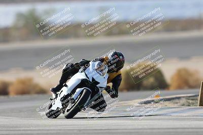 media/Nov-16-2025-Race Pace (Sun) [[8c5fa54630]]/Non Verified Riders (1st 20 Minutes)/1-Turn 14 (10am)/